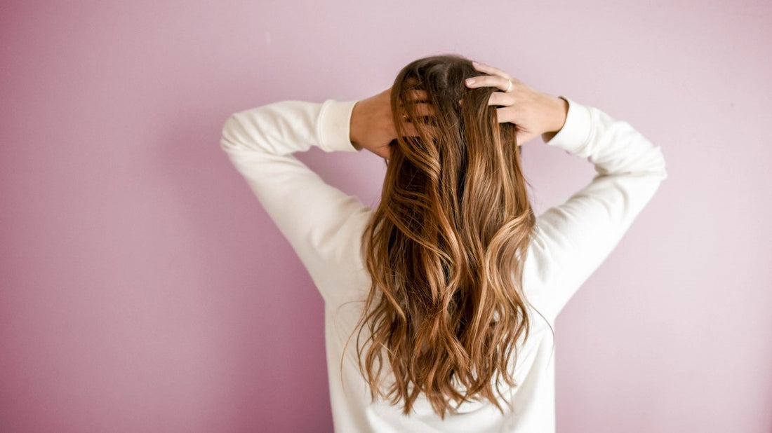 How to stop postpartum hair loss naturally